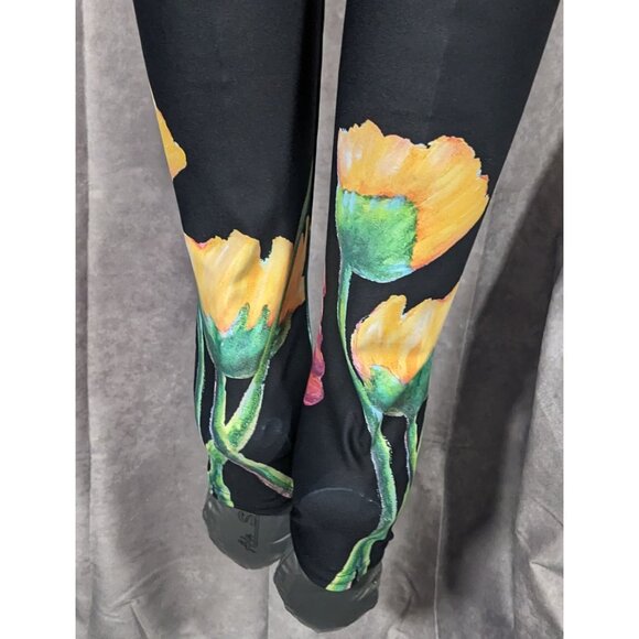 Debbie Dannheisser Flower Series Fine Art High Waist Leggings Size Medium - Picture 7 of 12